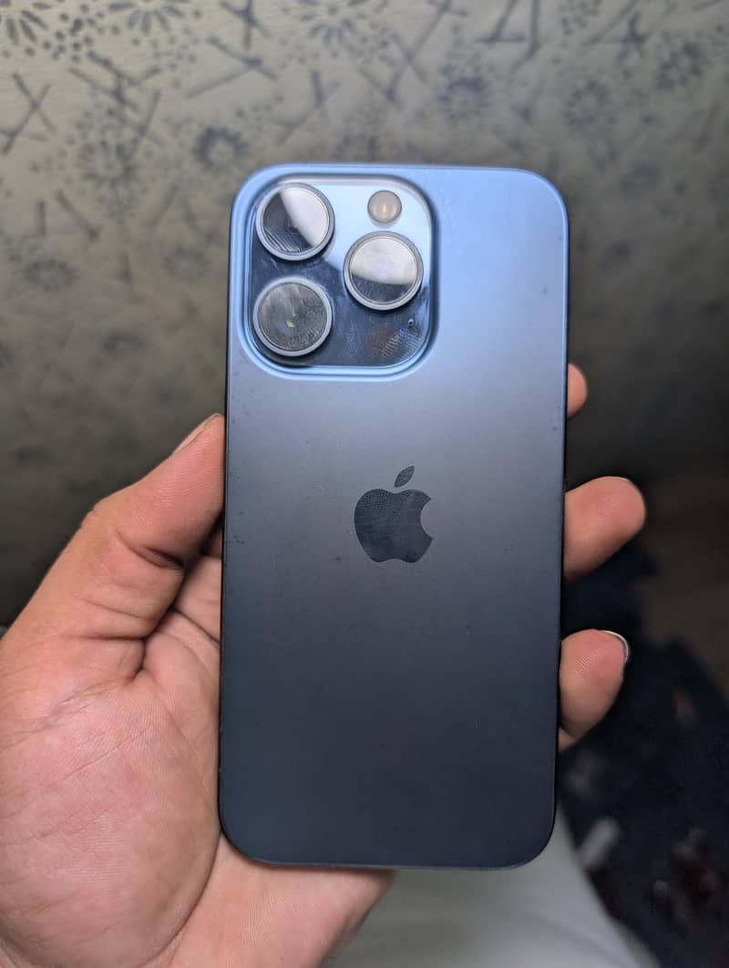 Apple iPhone 15 Pro 7