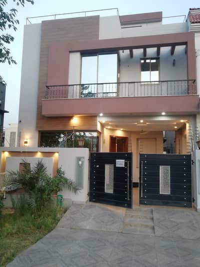 5 Marla Modern House Available For Rent DHA Phase 9 Town (Block B)