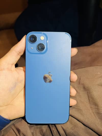 Apple iPhone 13