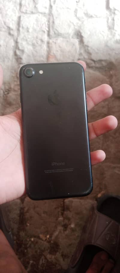 Apple iPhone 7