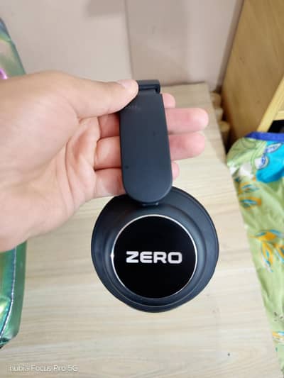Zero Storm wireless headphones
