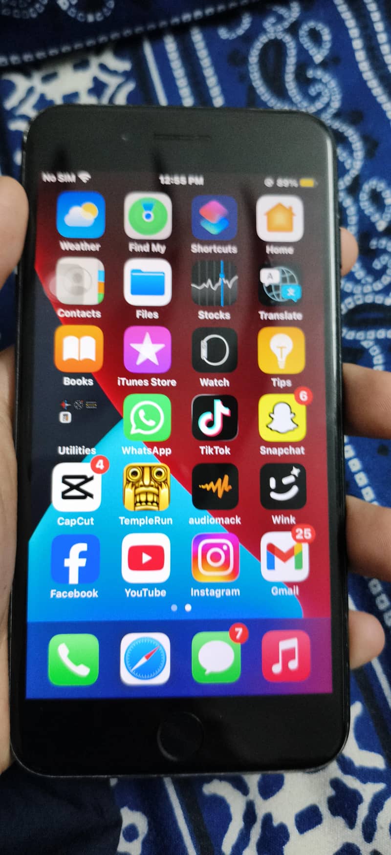 Apple iPhone 7 Plus 2