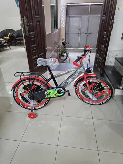Brand new kids cycle