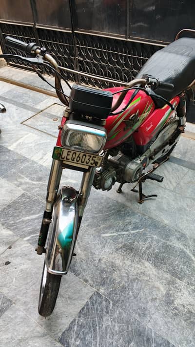 Road prince 2016 model ONE HAND USED.