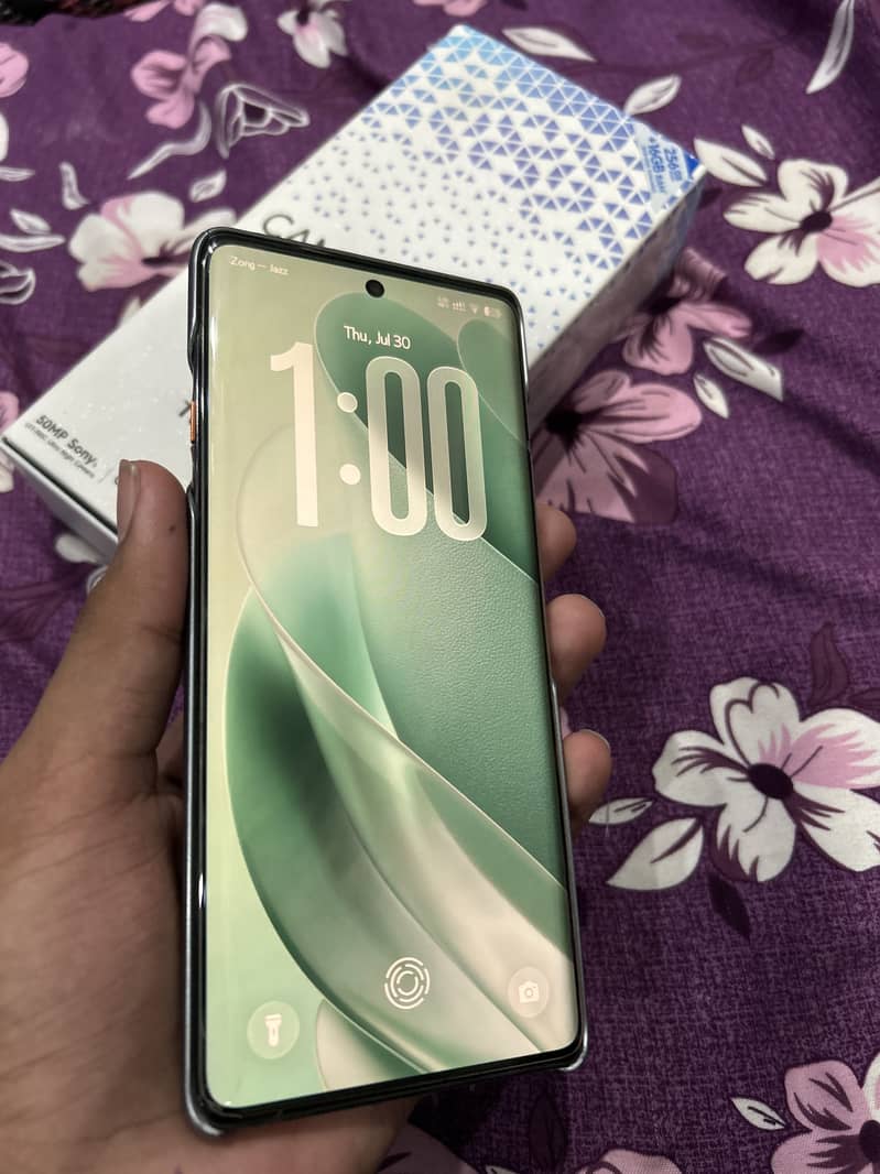Tecno CAMON 40 Pro 5
