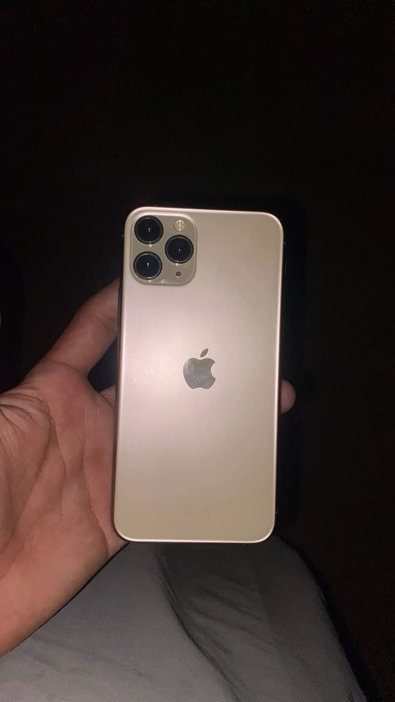 iPhone 11 Pro 1