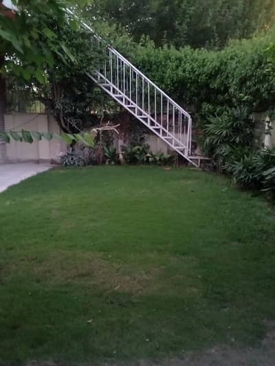 2 bed studio available for rent monthly and shor saty