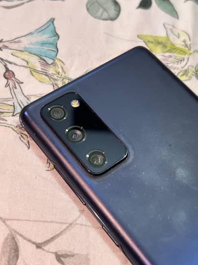 Samsung Mobile S20 FE