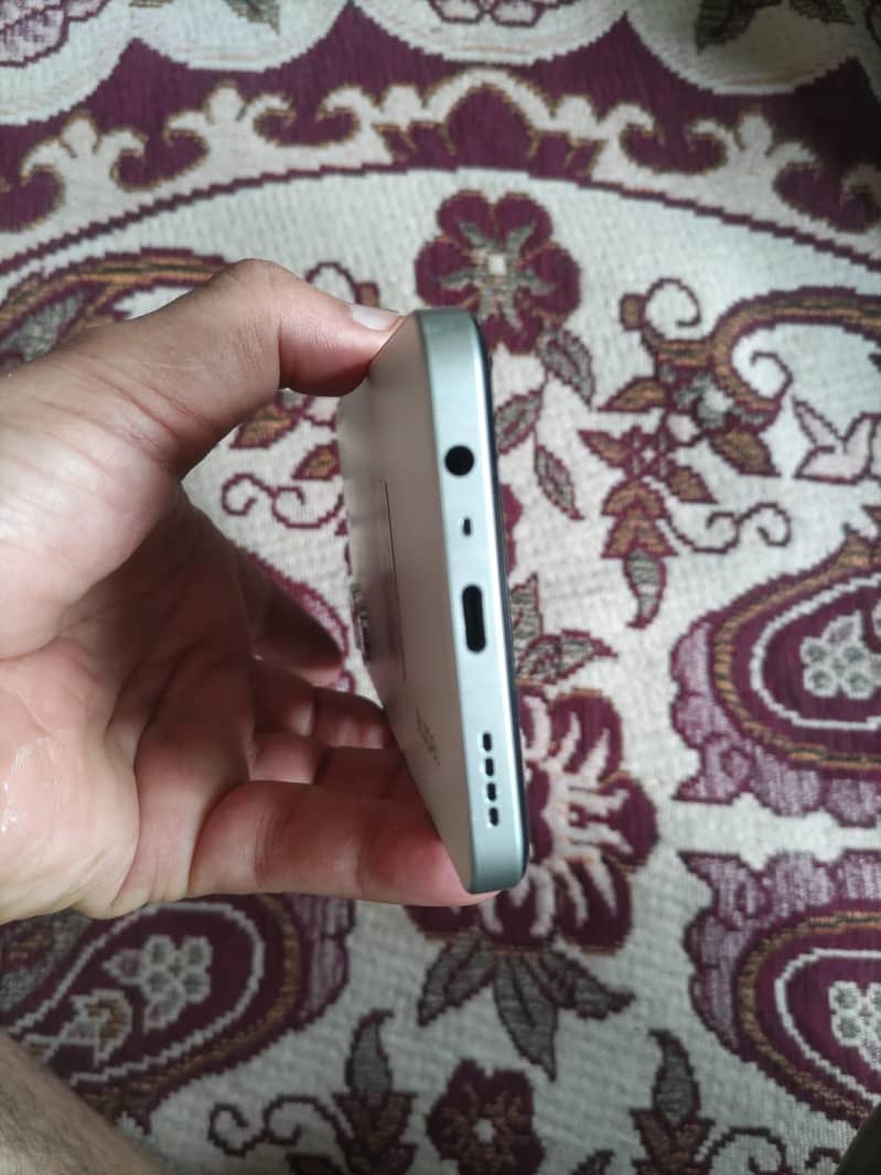 Realme Note 60x 8