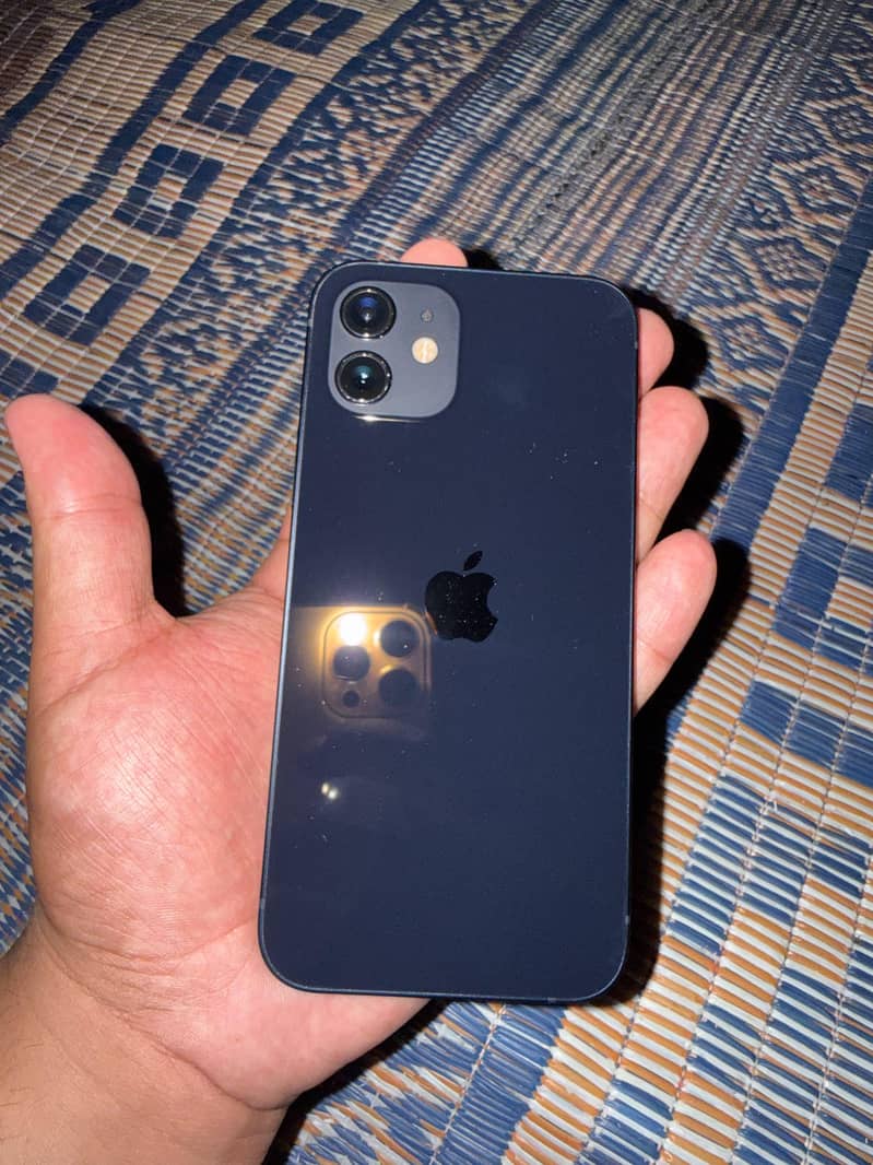Apple iPhone 12 5