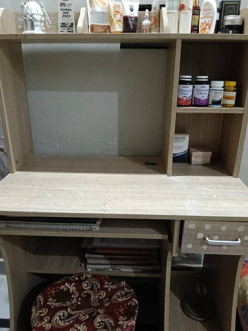 Computer and Study Table 2