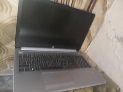 Hp 255 G7 Ryzen 5 2500u 16gb ram ddr4 256 nvme ssd inch