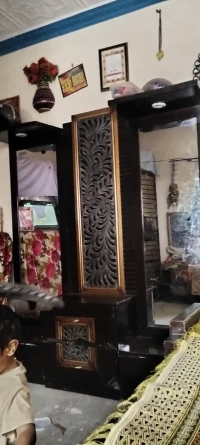 bed dressing side table