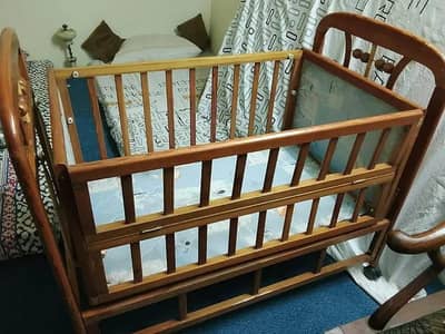 baby cot
