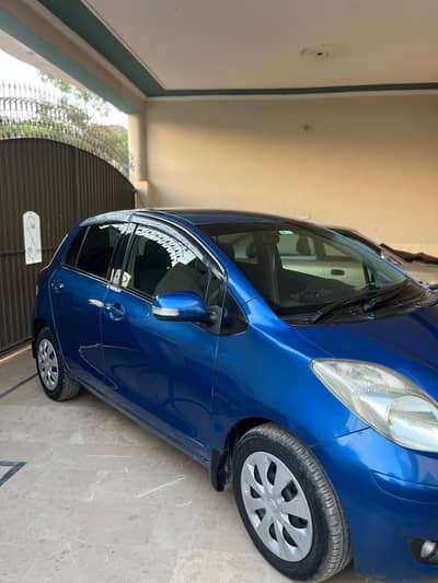 Toyota Vitz intelligent package 1.0 cc