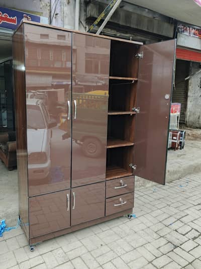 UV high glass 3 door  cupboard / Almari / wardrobe / 0316,5004723