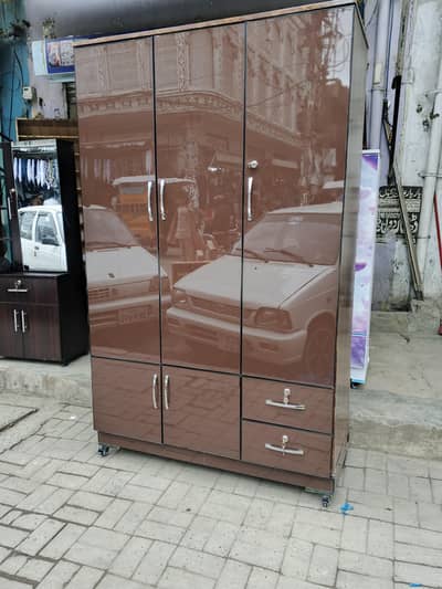 UV high glass 3 door  cupboard / Almari / wardrobe / 0316,5004723