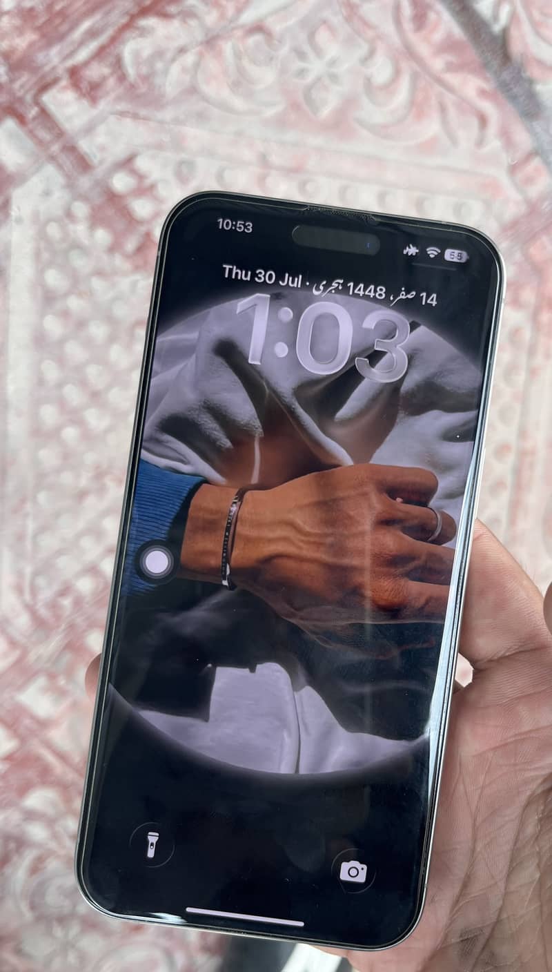 Apple iPhone 15 Pro Max 3