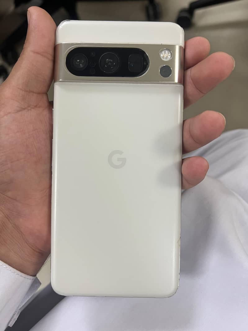 Google Pixel 8 Pro 0