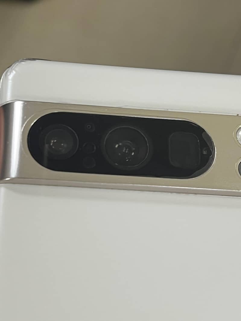 Google Pixel 8 Pro 1