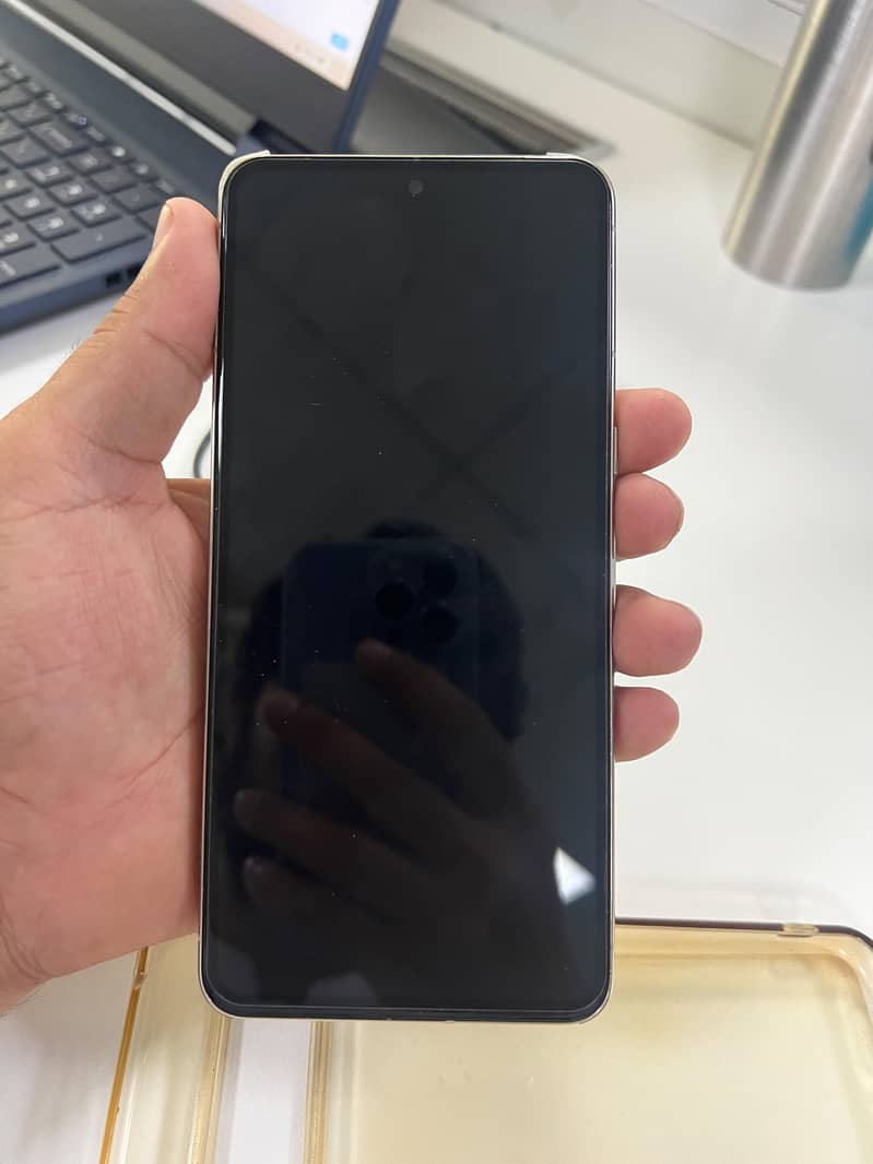 Google Pixel 8 Pro 3