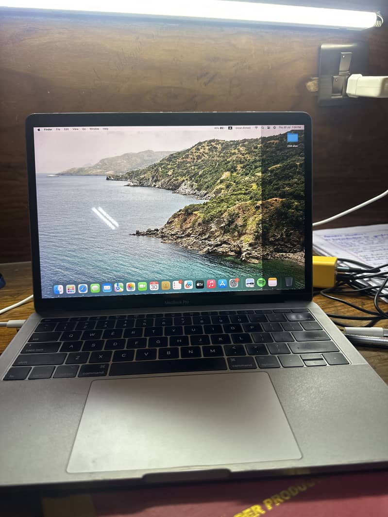 Apple Macbook Pro, 2017 3