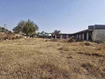 10 Kanal Yard/Warehouse Available For Rent