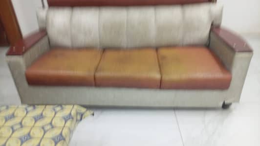 2 Sofa set 1 full size peti