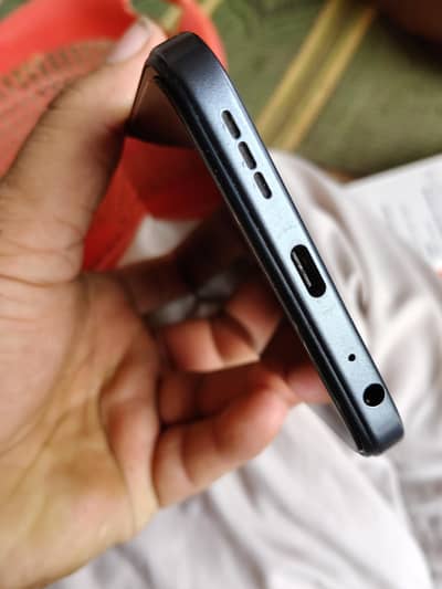Tecno spark 40 10/10 complete saman