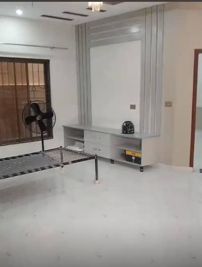 House Of 8 Marla Available In Audit & Accounts Phase 1 - Block E