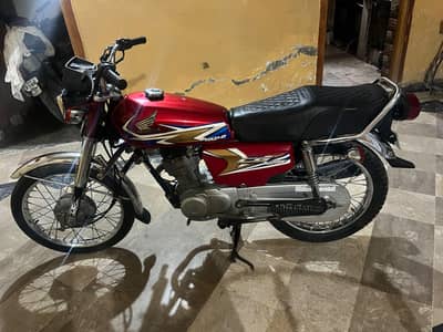 motorcycle bilkul saf ha 10/10