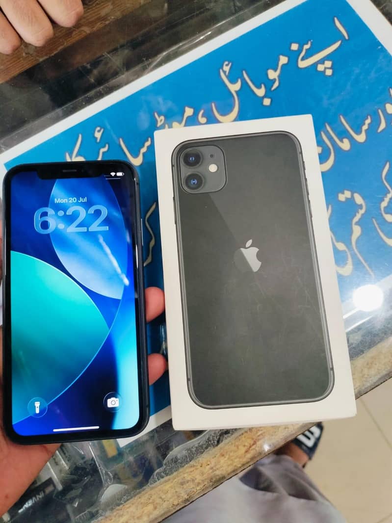 Apple iPhone 11 3