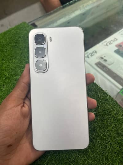 Infinix Hot 60i