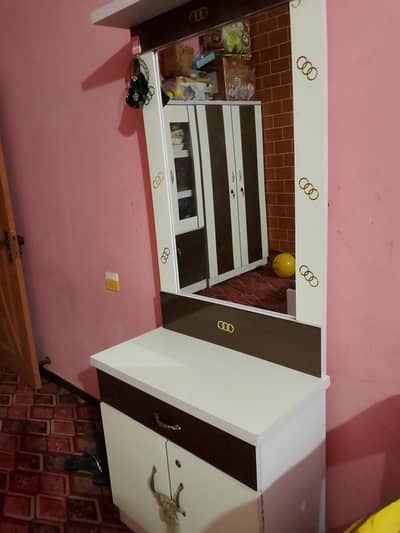 4 piece bedroom set sale urgent