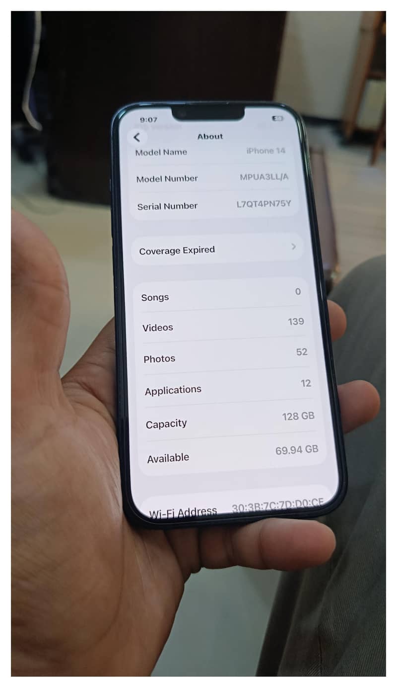Apple iPhone 14 4