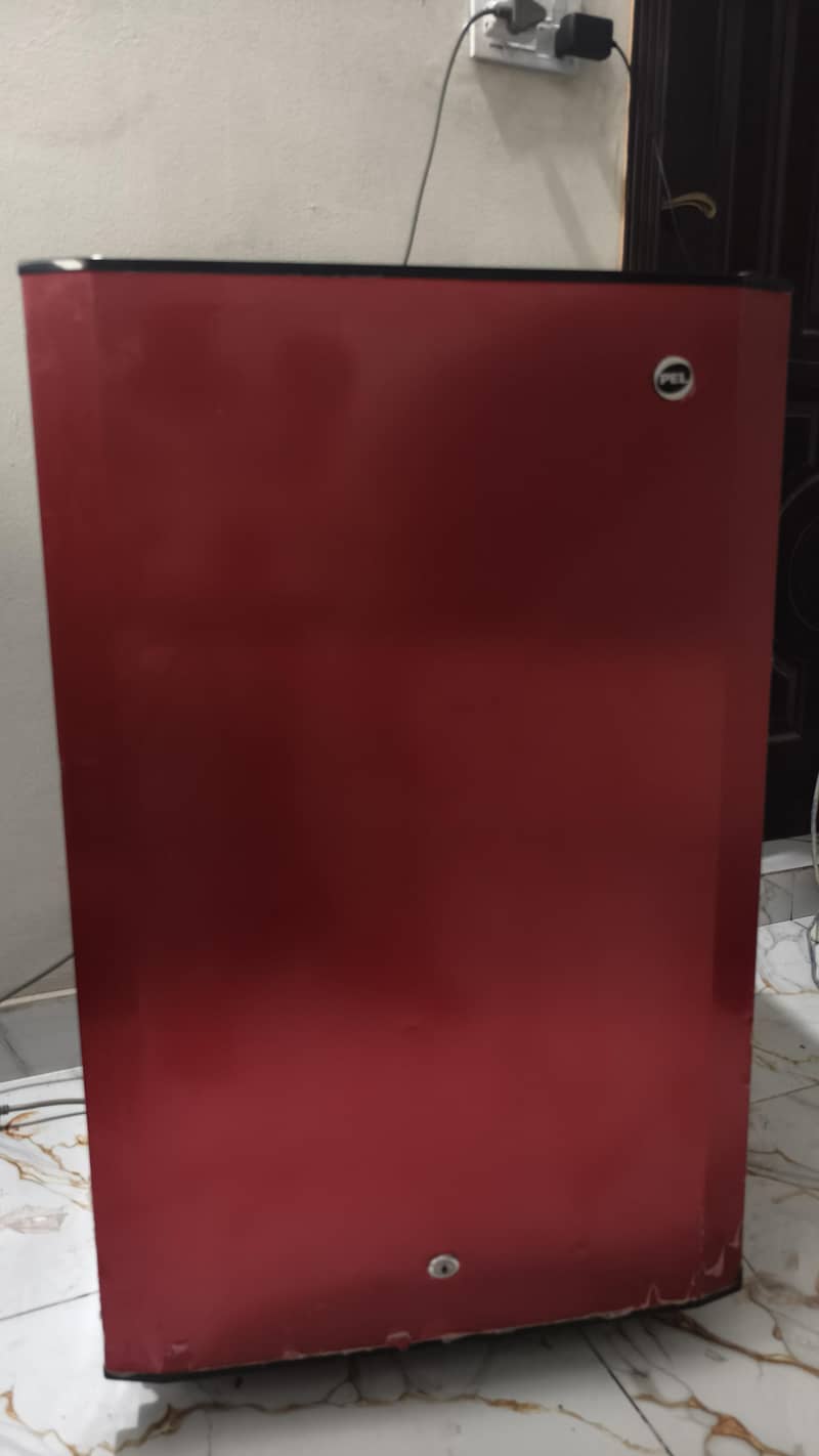 PEL  بیڈ روم سائز چھوٹی فرج بجلی کی بچت کے ساتھ 0