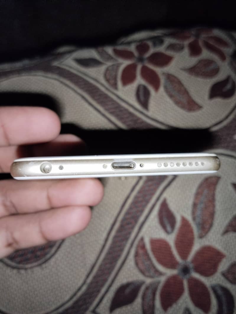 Apple iPhone 6S Plus 3