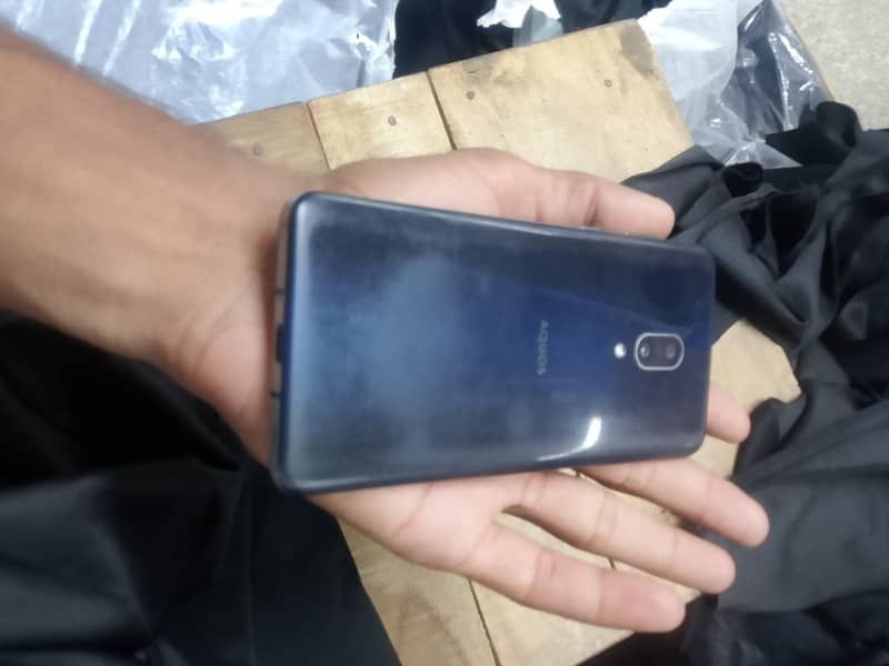 Sharp Aquos Zero 2 0