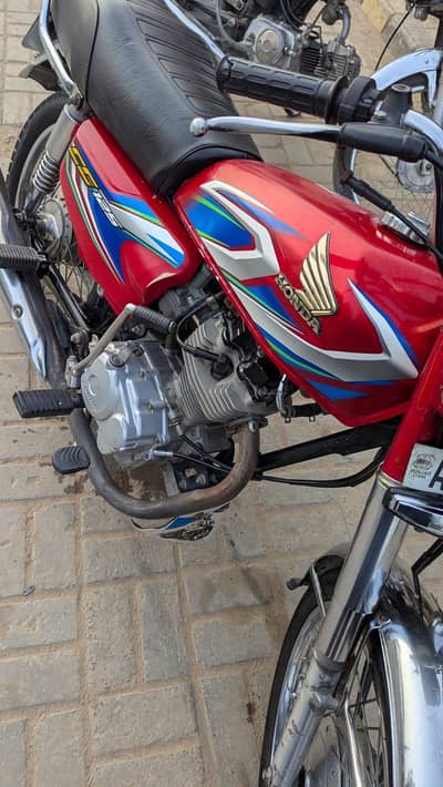 Honda 125 22/23 model