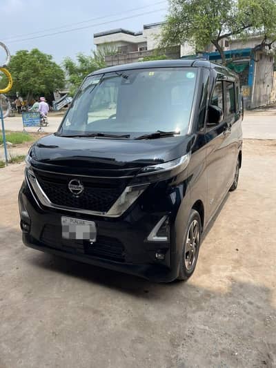 Nissan Roox 2022
