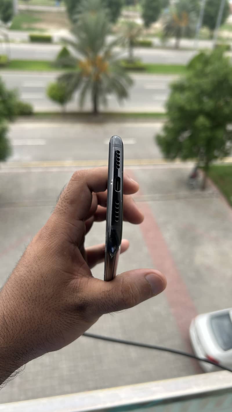 One Plus 6T 3