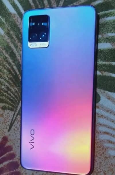 Vivo V20