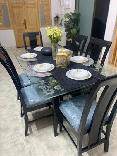 6 Seater Glass Top Dining Table Set – Excellent Condition