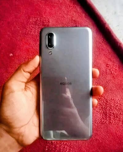 Aquos sense 3 plus