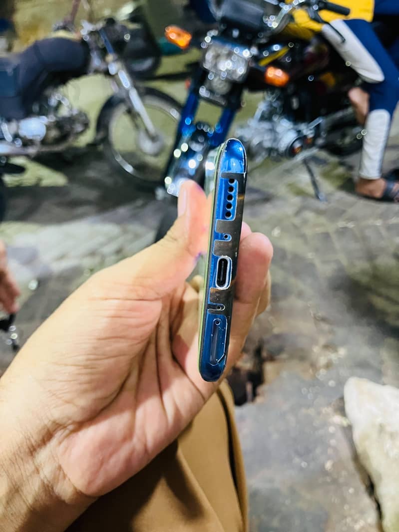 One Plus 7 Pro 4