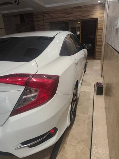 Honda Civic EXi 2018