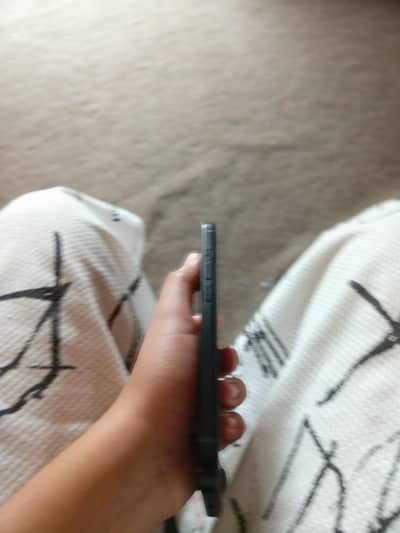 Apple iPhone 15 99 bh 209 cycle count no open no repair water pack upd