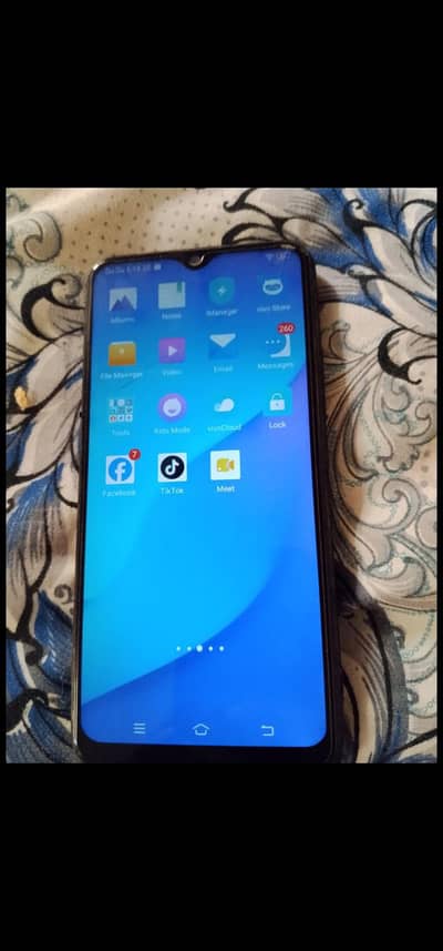 Vivo Y17