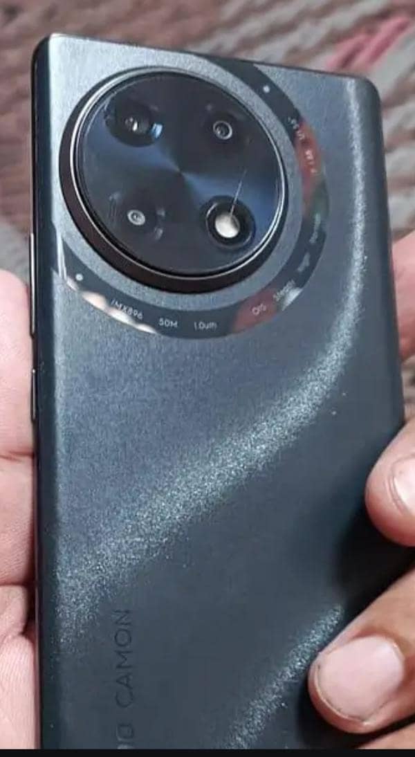 techno camon 30s 1