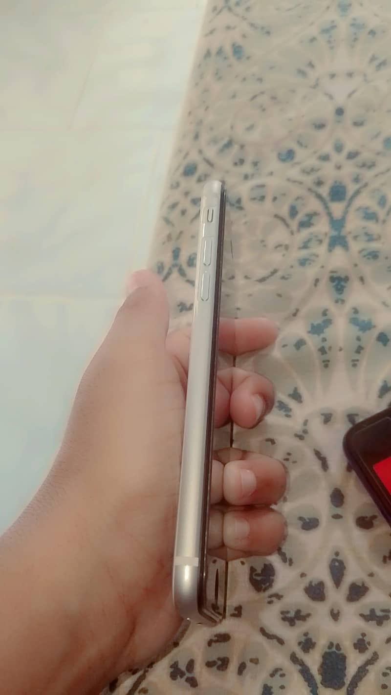 Apple iPhone SE 0